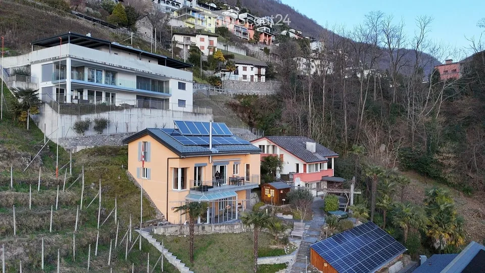 Gesucht: Einziehender für Haus mit atemberaubendem Blick - Gordola – Foto 5 von 11