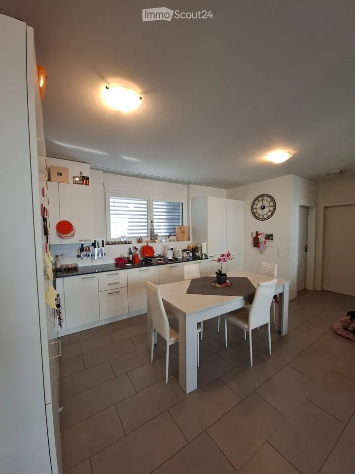 MENDRISIO 3,5 Zimmer möbliert, Einzug ab 26.12. / 27.01. – Foto 2 von 5