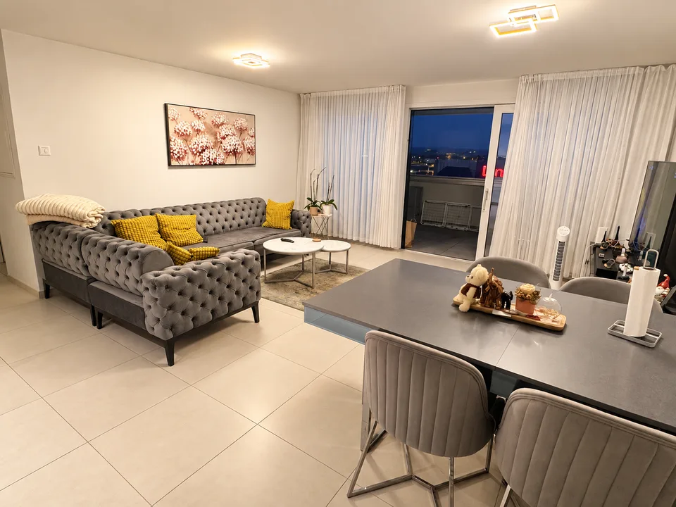 Modern wohnen mit Weitblick – stilvolle 3.5-Zimmer-Wohnung in Egerkingen – Foto 4 von 10