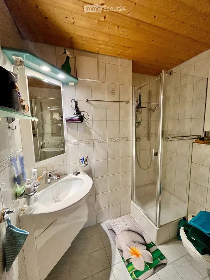 Übernahme Mietvertrag - Geräumiges Duplex mit 4.5 Zimmern und 140m² + Dachboden – Foto 9 von 13