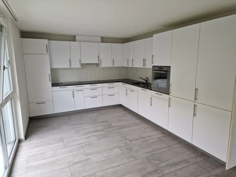 3.5-Room Ground Floor Apartment in Feldbrunnen – photo 3 of 9