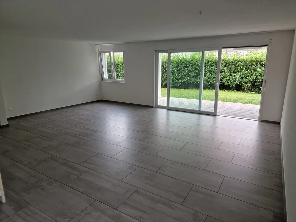 3.5-Room Ground Floor Apartment in Feldbrunnen – photo 4 of 9