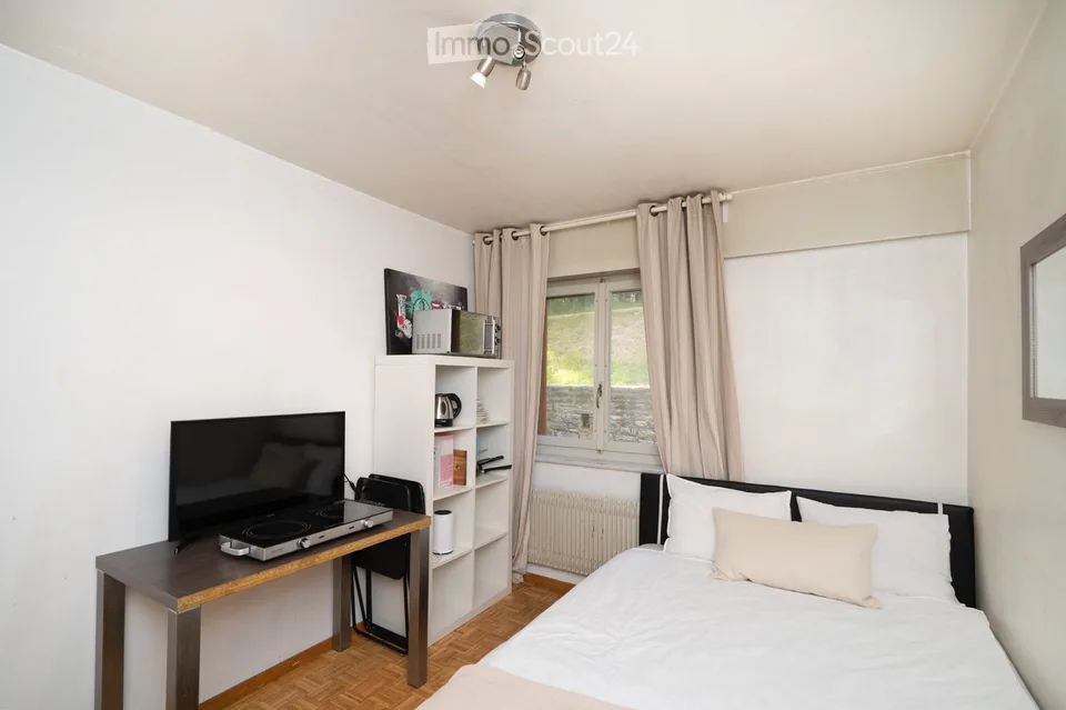 Komfortables Zimmer in Crans-Montana – Foto 2 von 5