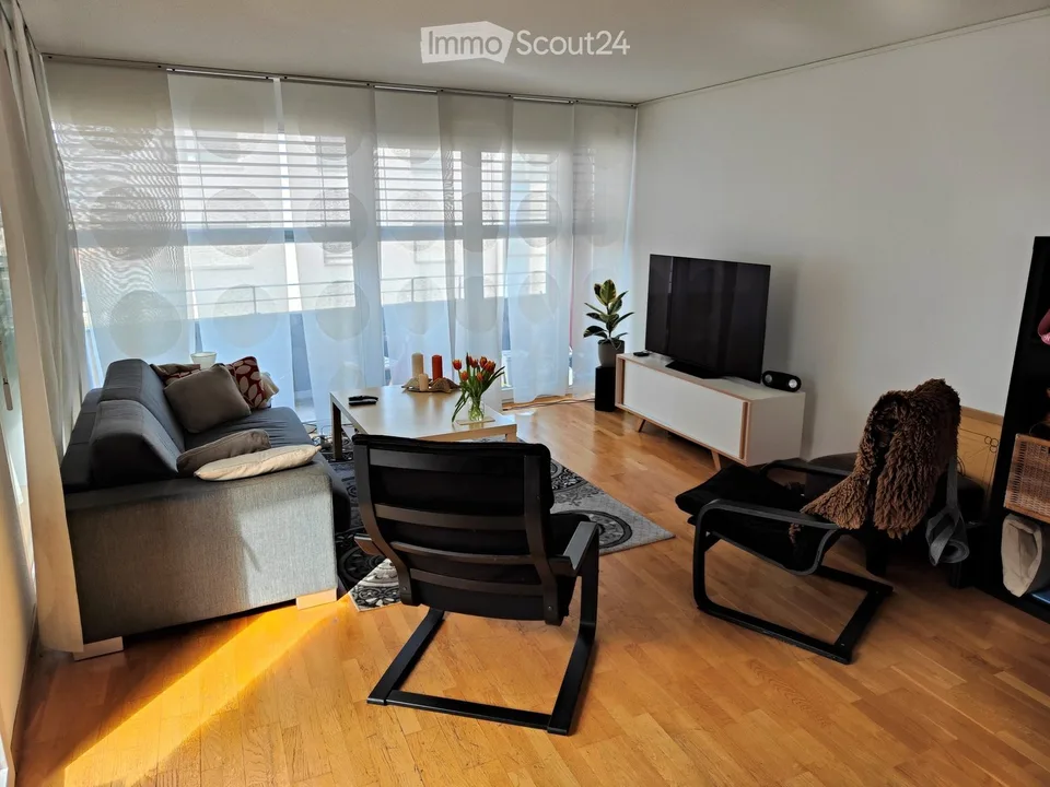 Übersetzung: Suche Mitbewohner für möblierte Wohnung – Foto 5 von 5