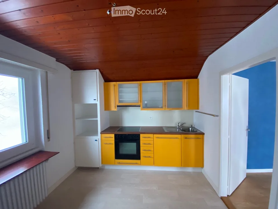 Wohnung 2.5 Zimmer + 1 Raum im Untergeschoss – Foto 3 von 5
