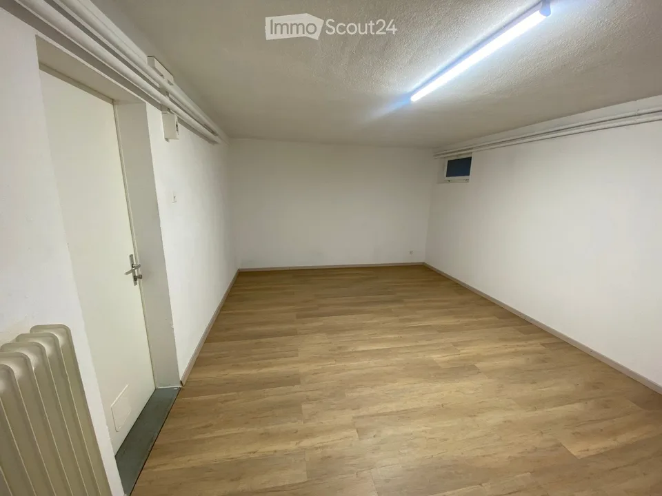 Wohnung 2.5 Zimmer + 1 Raum im Untergeschoss – Foto 5 von 5