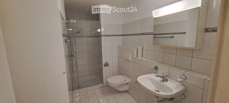 Sanft renovierte 4.5 Zimmerwohnung an ruhiger Lage – Foto 3 von 5