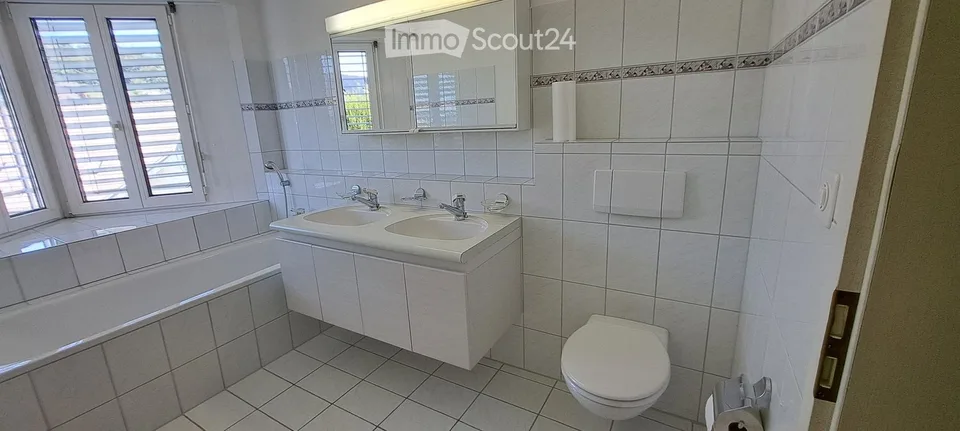 Sanft renovierte 4.5 Zimmerwohnung an ruhiger Lage – Foto 5 von 5