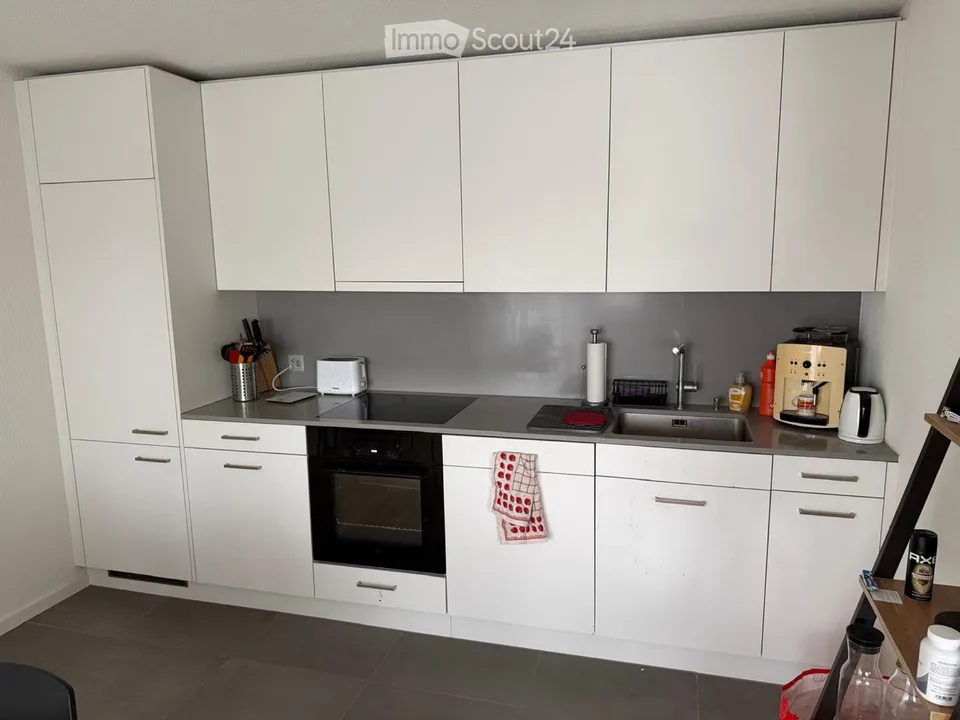 Moderne 2.5Zimmer Wohnung zu vermieten inkl Tiefgarage – Foto 2 von 5