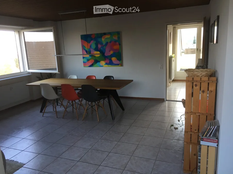 Renovierte helle 2.5. Zimmer Dachwohnung in Allschwil – Foto 5 von 5