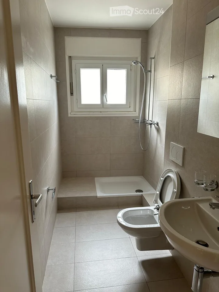 Übernahme des Mietvertrags - 4 Zimmer - Les Acacias - 2238 CHF/Monat – Foto 4 von 5
