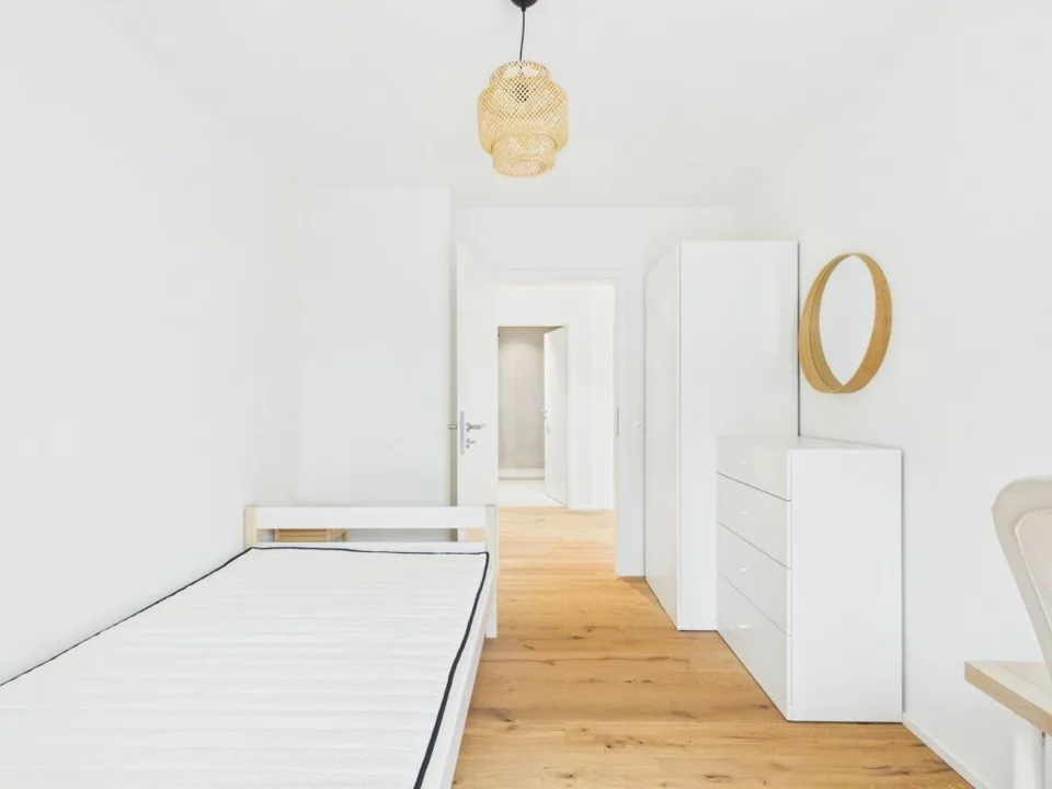 Chambre simple meublée dans un appartement partagé à un emplacement calme – photo 2 sur 7