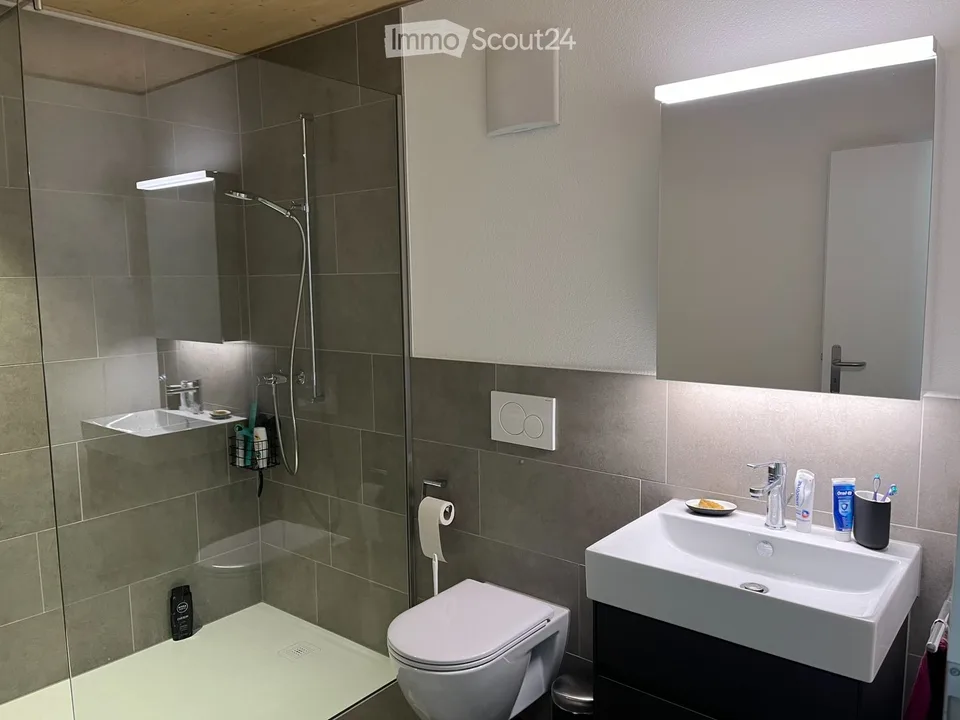 Moderne 4.5-Zimmer-Wohnung in ruhiger Lage – Foto 6 von 10
