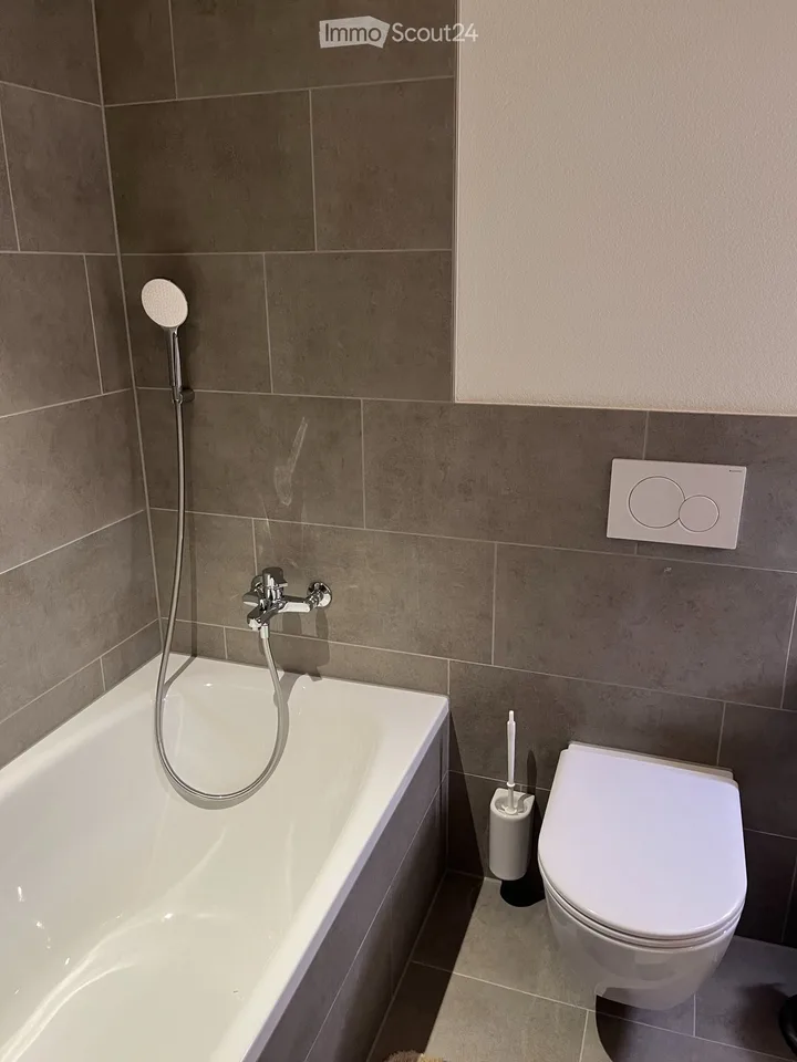 Moderne 4.5-Zimmer-Wohnung in ruhiger Lage – Foto 8 von 10