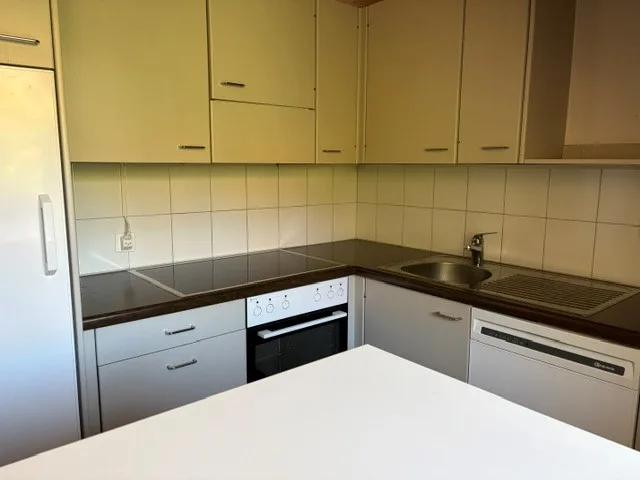 Bern Lorraine - charmante 2-Zimmer-Dachwohnung – Foto 4 von 9
