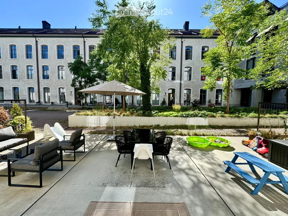 Möbliertes Industrieloft 112m2, 59m2 Terrasse, Mels (12 Mt.) – Foto 5 von 13