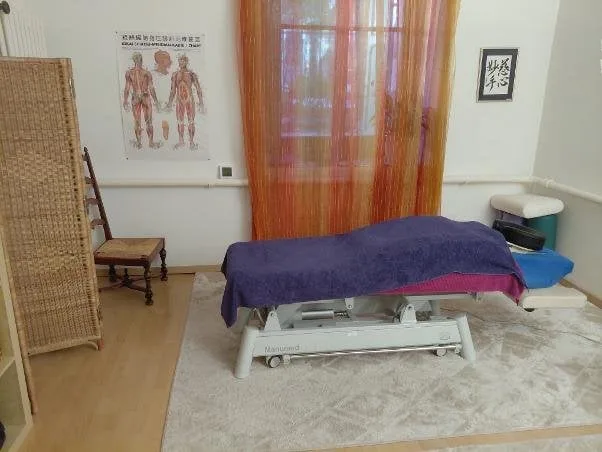 Untervermietung therapeutischer Raum in Arztpraxis / ME + VEmat – Foto 2 von 2