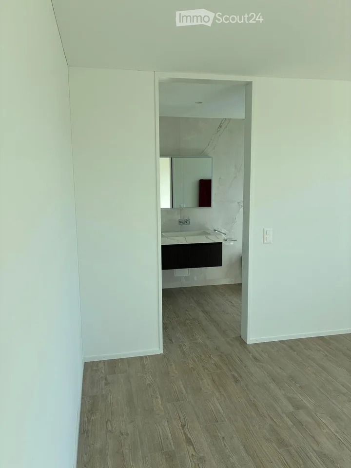 Exklusive Neubauwohnung mit unverbaubarer Sicht – Foto 5 von 10