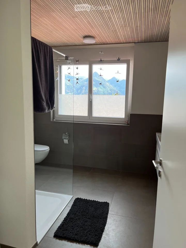 wunderschöne 2.5 Zimmerwohnung inkl. NK und Garagenplatz – Foto 5 von 5