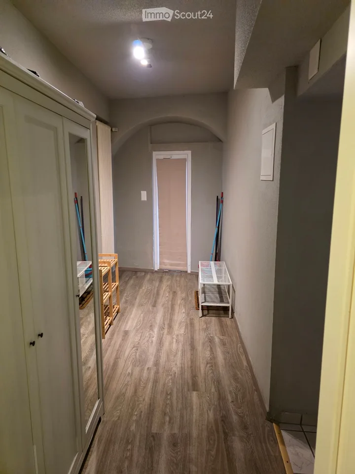 Einzimmerwohnung eingerichtet in Contone CHF 900 – Foto 4 von 5