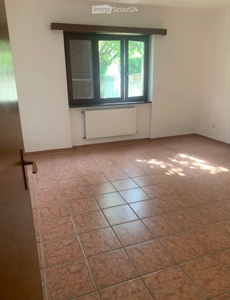 Miete S.Antonino 3.5 Zimmer mit Garten – Foto 5 von 5