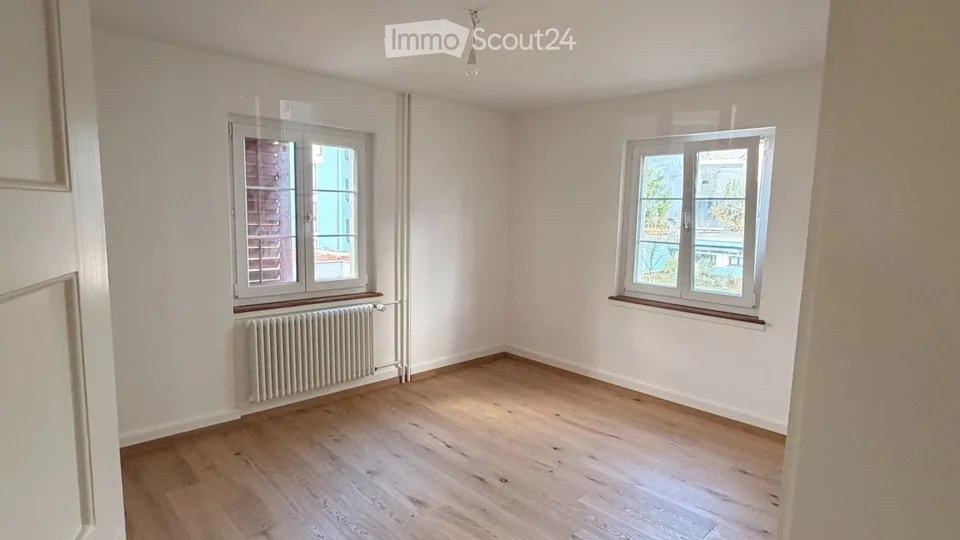 4 Zimmer Wohnung in Schlieren-Zürich – Foto 4 von 5