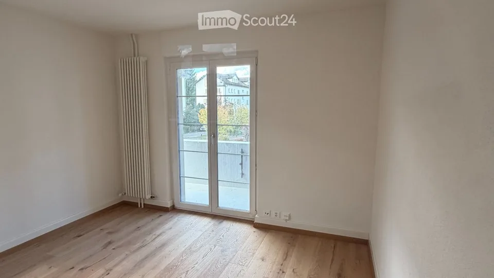 4 Zimmer Wohnung in Schlieren-Zürich – Foto 3 von 5