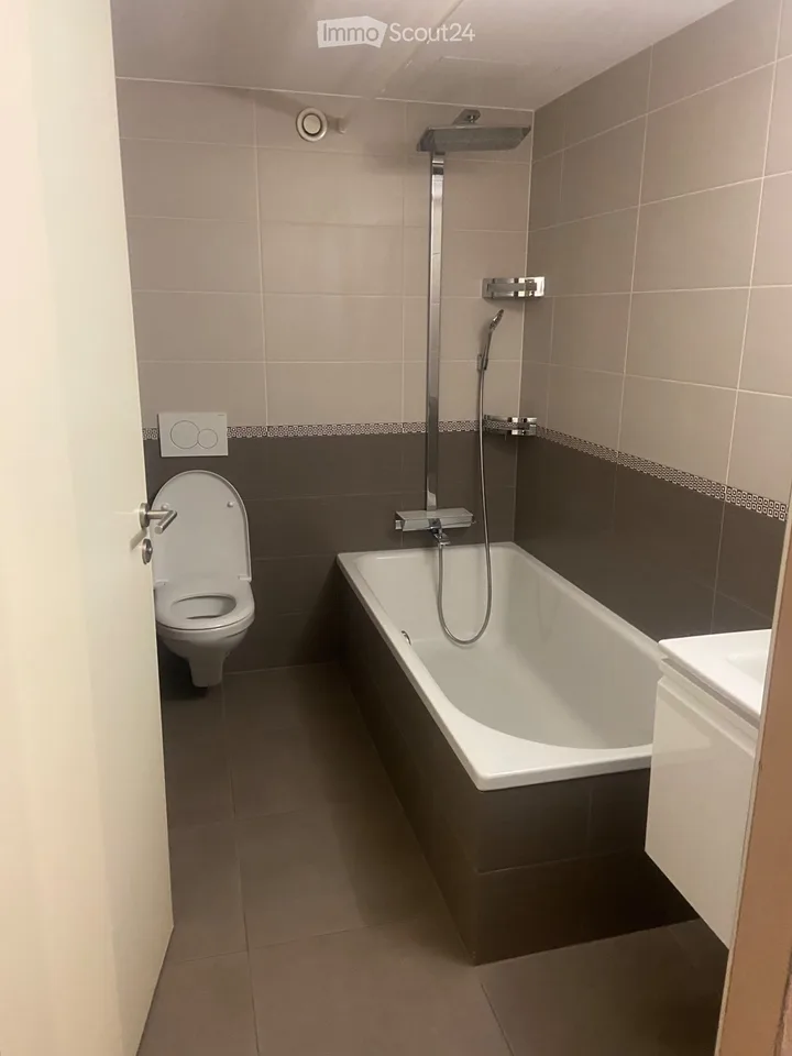 Wohnung 4.5 Zimmer zur Miete Rue Couchirard 4, Lausanne – Foto 4 von 5