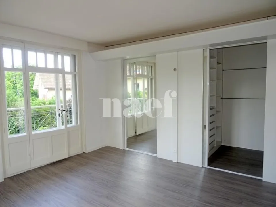 Prachtvolle Einfamilienvilla – Foto 5 von 11