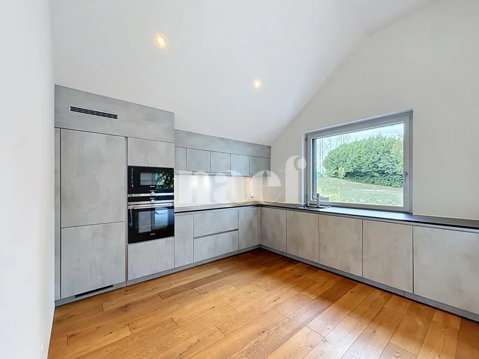 Sublimes kontemporäres Appartement – Foto 3 von 11