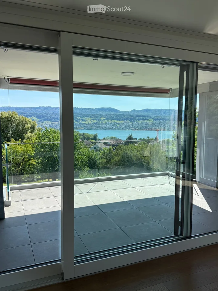 Traumhafte 4.5-Zimmer-Wohnung (125 m²) mit Seesicht in Herrliberg – Foto 4 von 4