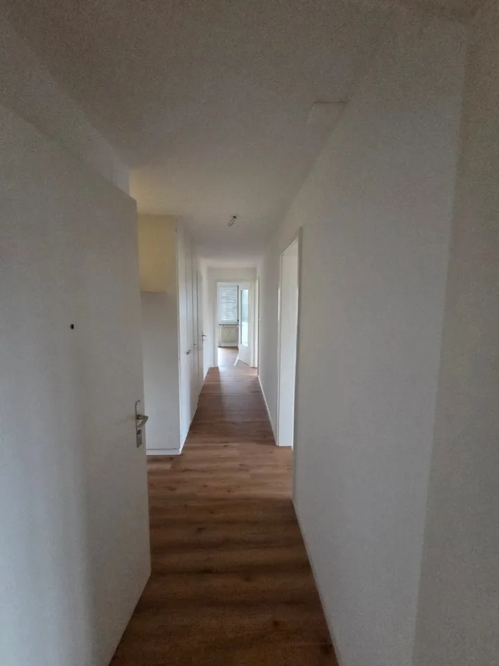 Gemütliche 3,5-Zimmer-Wohnung mit grossem Wohnzimmer – ab sofort verfügbar! – Foto 5 von 9