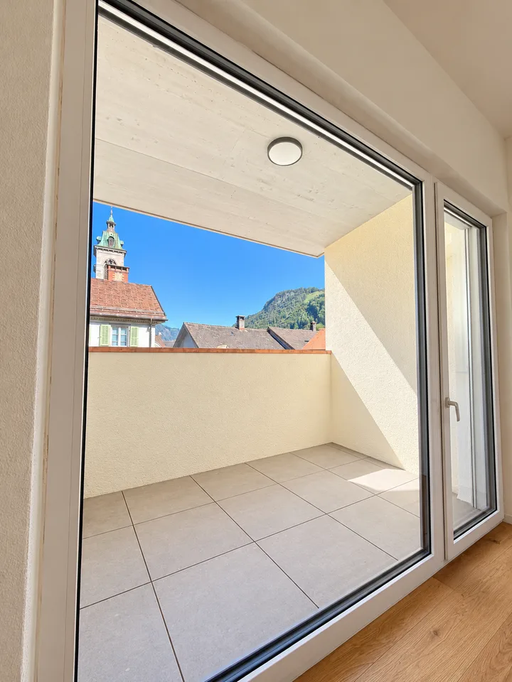 Studio moderne 1.5 pièces dans un immeuble neuf sur Bankstrasse, Glarus – photo 5 sur 6