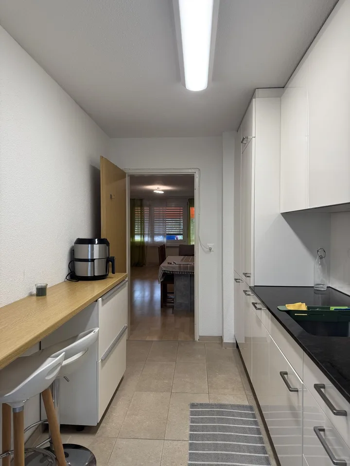 Möbliertes Zimmer in Studenten-WG – Foto 4 von 8