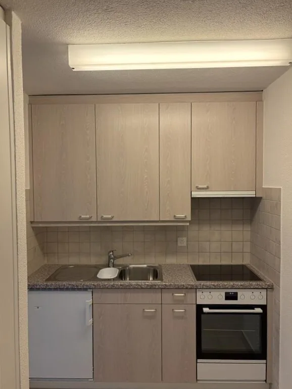 Charmante Kleinwohnung mit Balkon – Foto 2 von 6
