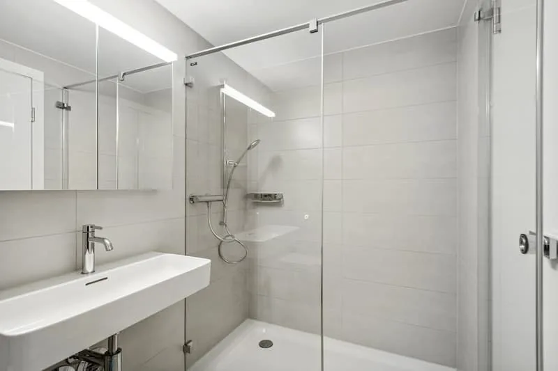 Stilvolle 2.5‑Zimmer‑Wohnung in Küsnacht – Foto 2 von 3