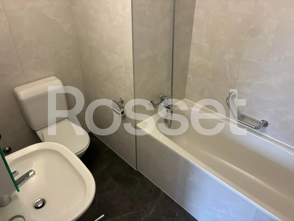 Duplex-Wohnung mit 4.5 Zimmern im 3. Stock – Foto 7 von 9