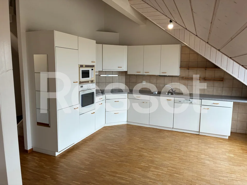 Duplex-Wohnung mit 4.5 Zimmern im 3. Stock – Foto 2 von 9