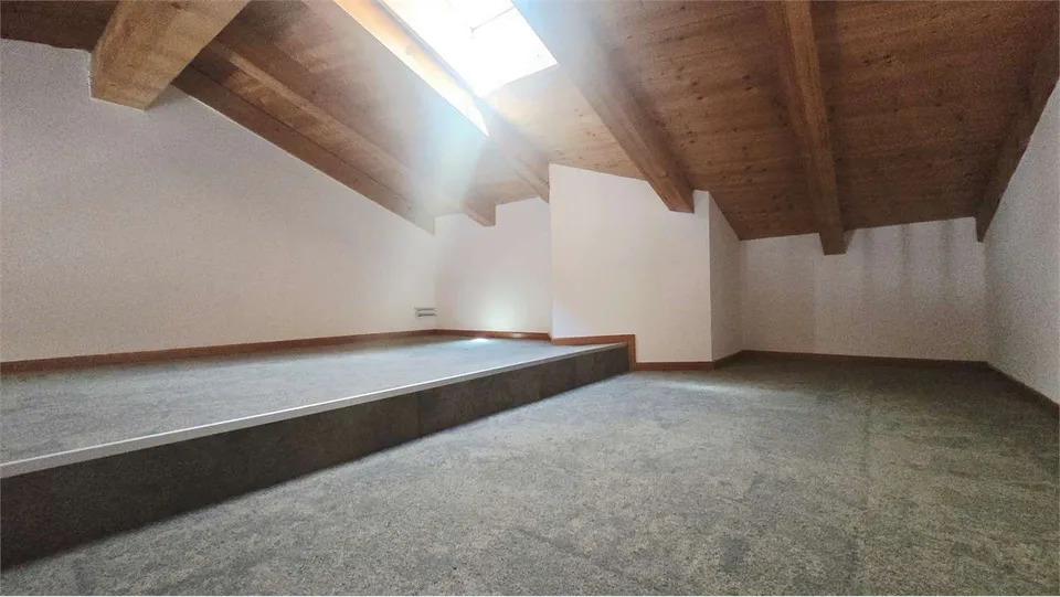 Haus im Kern von Vezia - Miete CHF 1'500.- oder Rent-to-Buy-Formel – Foto 9 von 13