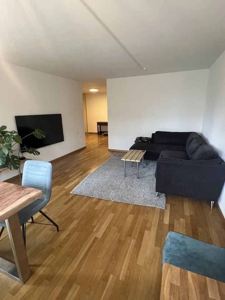 For SHORT rent in Zug – Foto 2 von 7