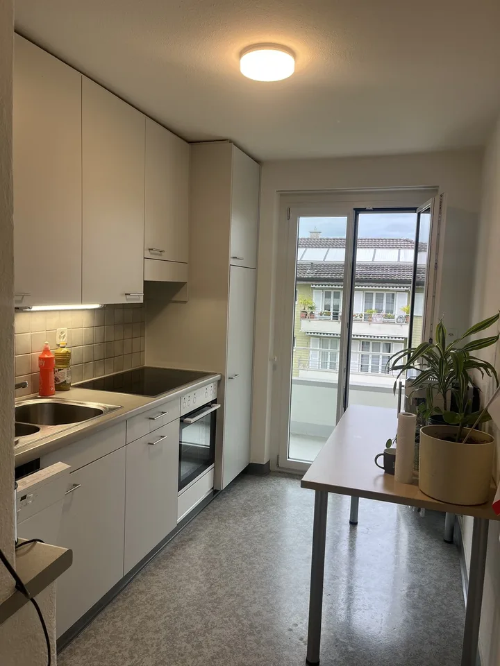 Helle 4-Zimmer-Wohnung mit 2 Balkonen und traumhafter Aussicht – Foto 3 von 4