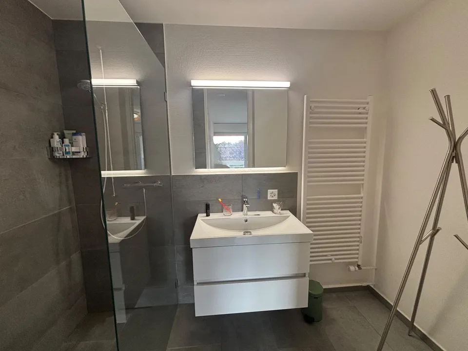 Charming, quiet 2.5-room apartment with balcony & garage space in Birmensdorf ZH – photo 8 of 9