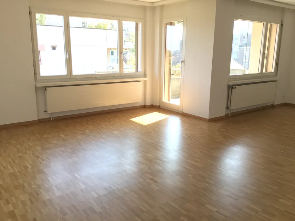 3.5-Zimmerwohnung in Wädenswil * BEFRISTET BIS 30.06.2029 * – Foto 2 von 5
