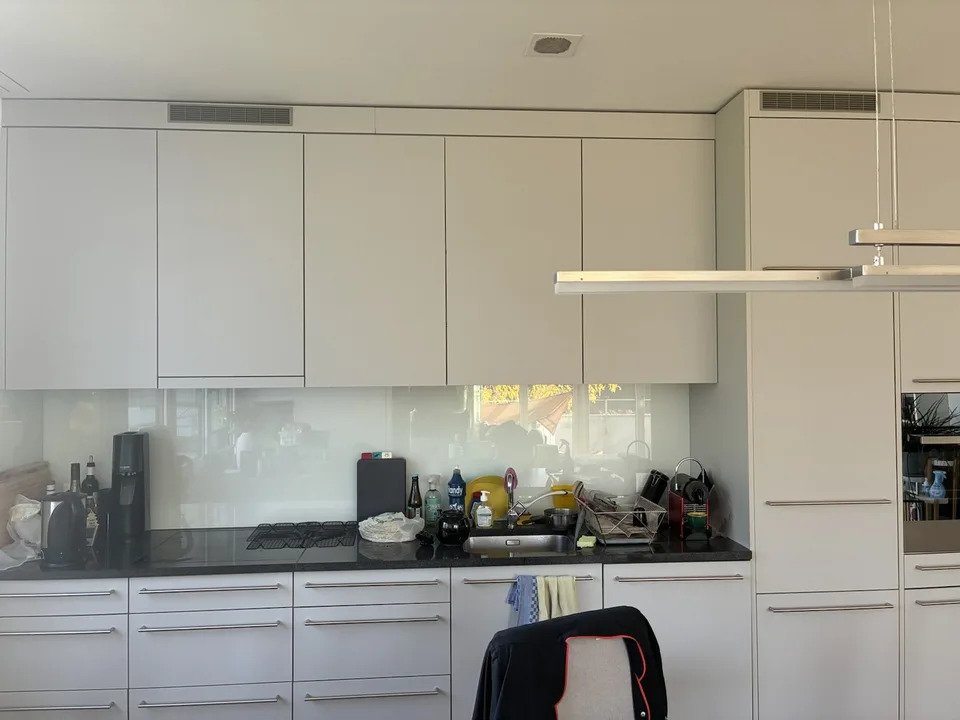 Moderne 3.5-Zimmer-Minergie-Wohnung mit grossem Balkon in Wallisellen – Foto 3 von 8