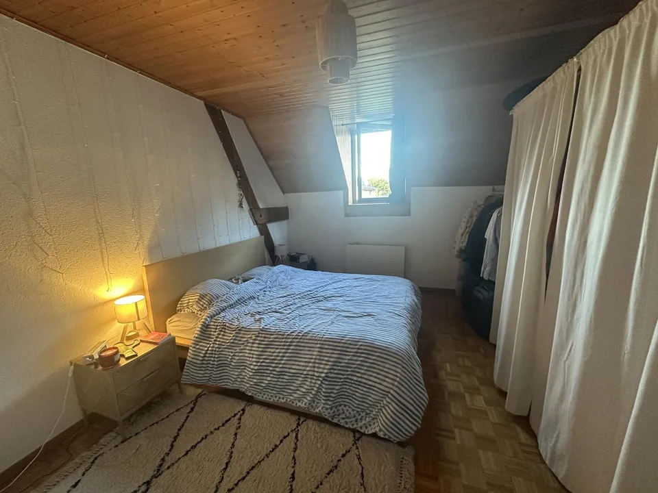 Lage Wohnung mit 3,5 Zimmern in Renens – Foto 3 von 7