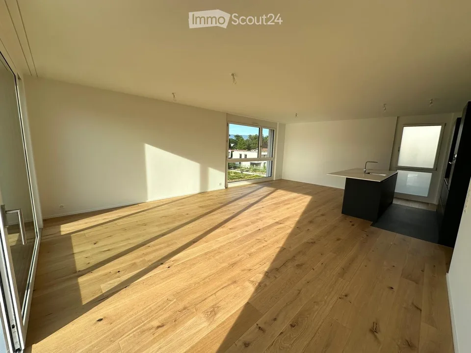 Helles und ruhige 3-Zimmer-Dachgeschosswohnung mit Terrasse in Troinex - Kurzzeitmiete bis Juni 2027 – Foto 8 von 13