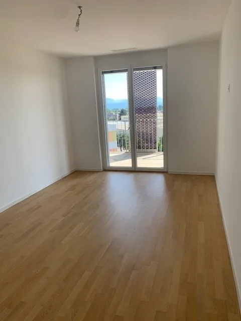 Wohnung mit 3.5 Zimmern im 3. Stock – Foto 5 von 9