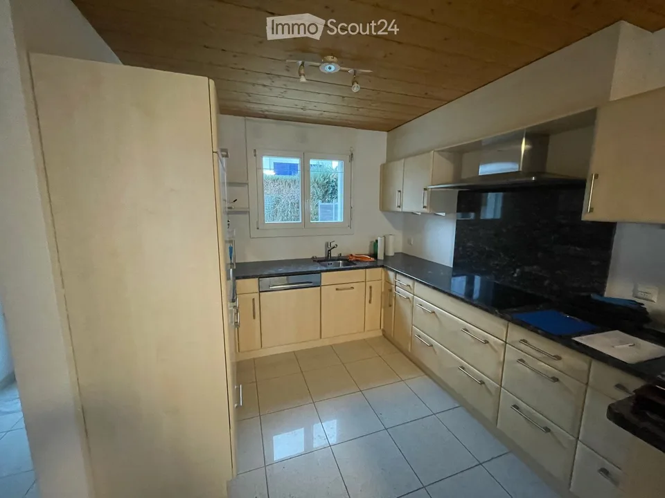 Maison mitoyenne unifamiliale à Volketswil – photo 5 sur 5