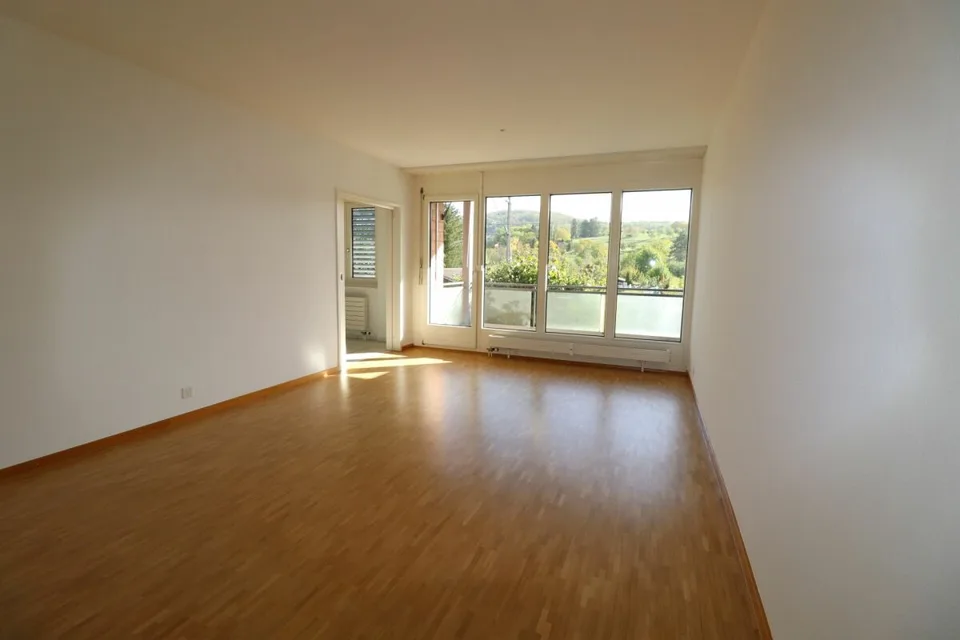 Zwischen Grenze Riehen/Stetten und Fondation Beyeler - gemütliche 3 1/2 Zimmer-Wohnung in Riehen – Foto 5 von 12
