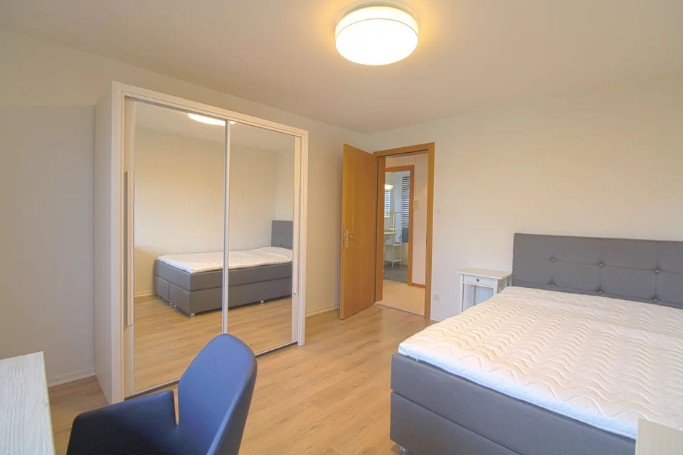 Carlos #1 - Möbliertes WG-Zimmer an ruhiger Lage in Wallisellen – Foto 3 von 7